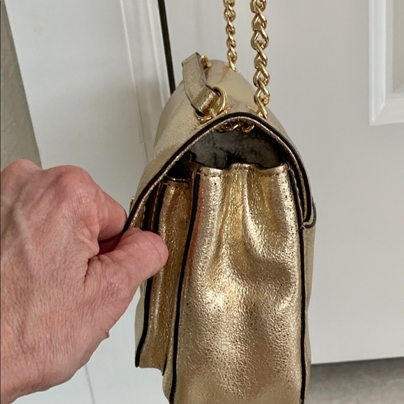 NEW CONDITION - MICHAEL KORS Shoulder/Crossbody Bag (Gold) - Picture 11 of 16